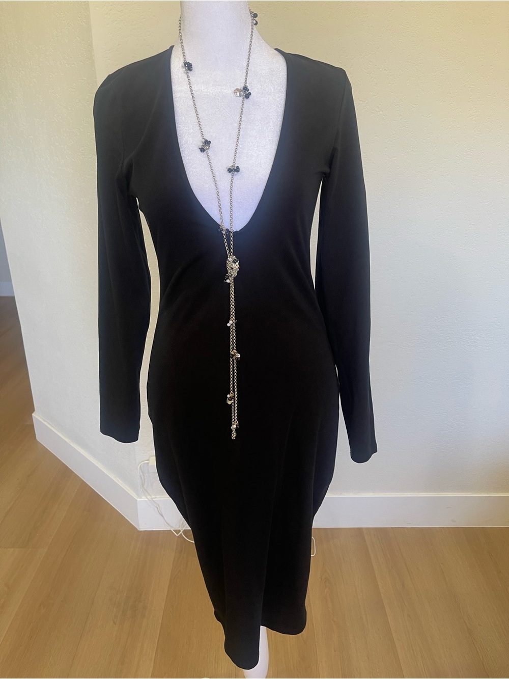 Express Black Long Sleeve Deep V Midi Dress